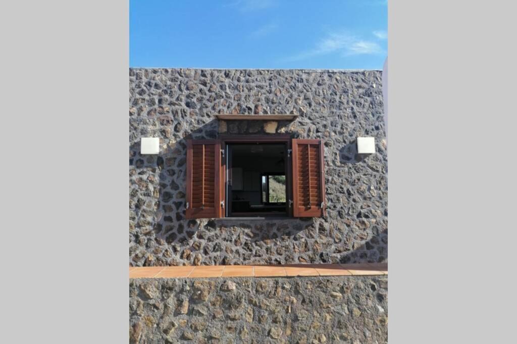 Open Space A Due Passi Dal Mare 乌斯蒂卡 外观 照片